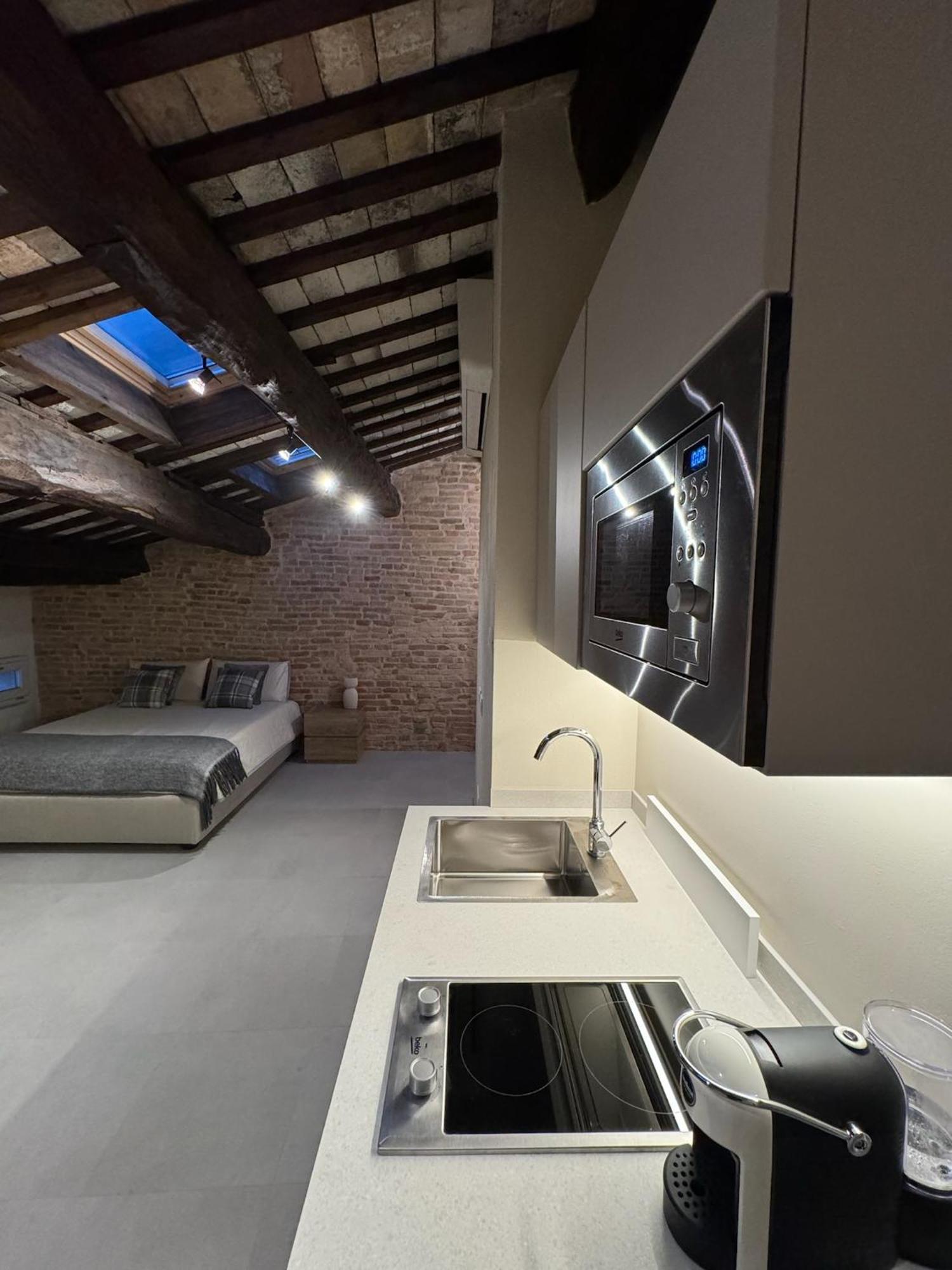 Noua Luxury Studio Apartments 라벤나 외부 사진